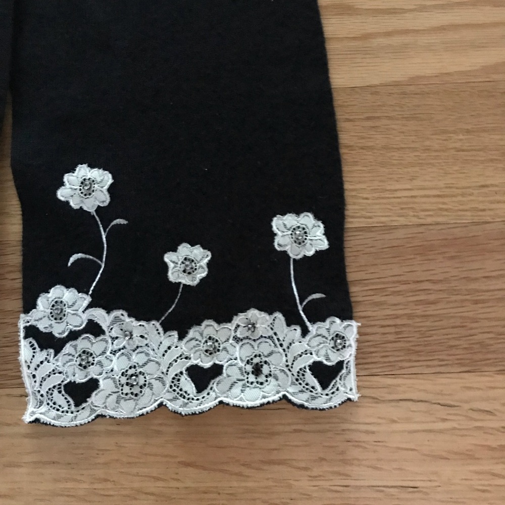 Beautiful Scarf View 3